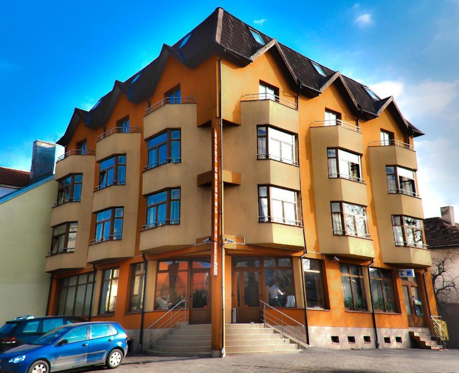 Hotel Cristal Cluj-Napoca Esterno foto