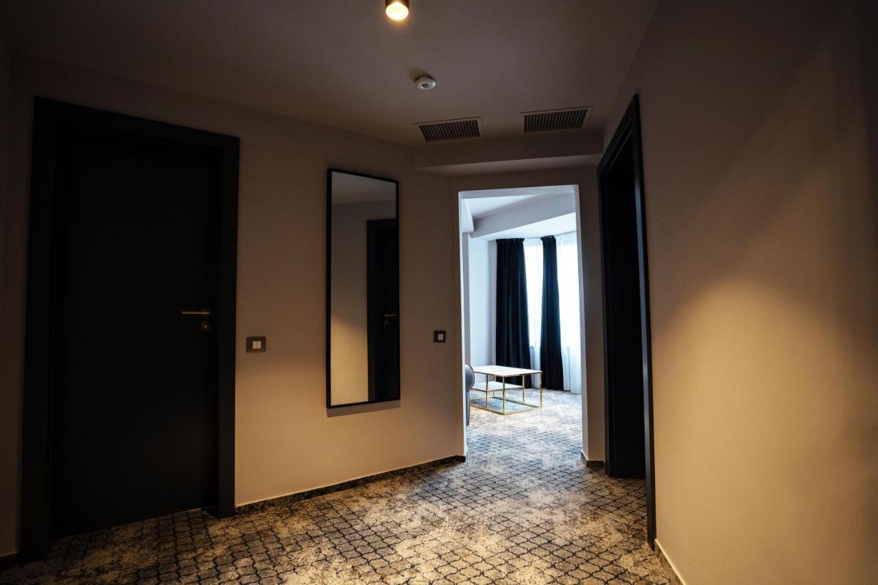 Hotel Cristal Cluj-Napoca Esterno foto